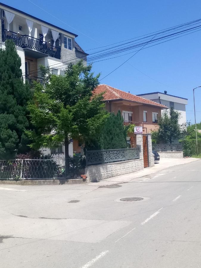 Finesi Apartments 2 Ohrid Exterior foto